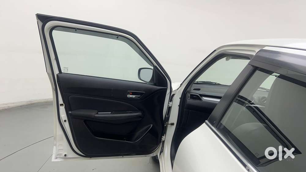 Maruti Suzuki Swift Vvt Vxi, 2022, Petrol