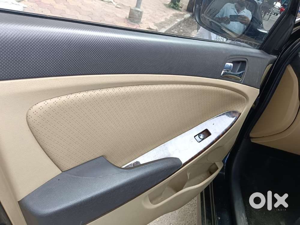 Hyundai Fluidic Verna 2014