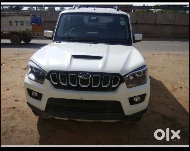 Mahindra Scorpio 2018 Diesel Well Maintained