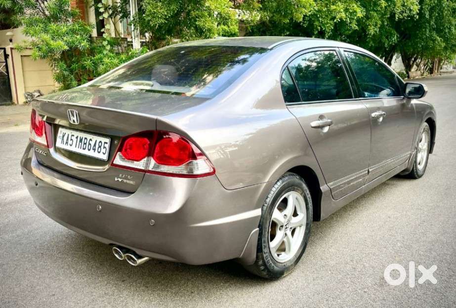 Honda Civic 1.8 V Mt Elegance, 2011, Petrol
