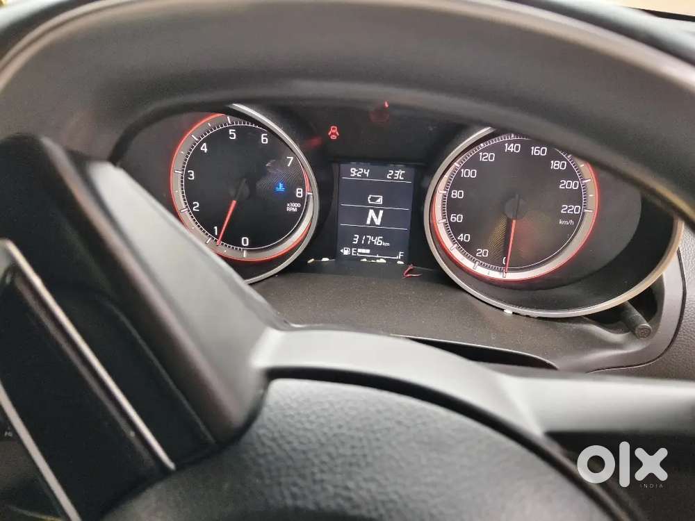 Maruti Suzuki New-gen Swift 2022 Petrol 31746 Km Driven