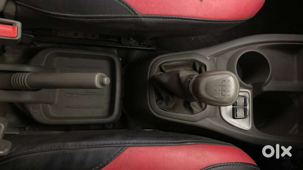 Datsun Redigo T Option, 2016, Petrol