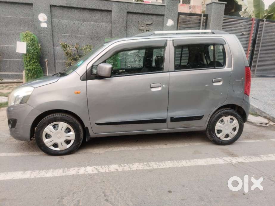 Maruti Suzuki Wagon R Vxi Amt1.2, 2016, Petrol