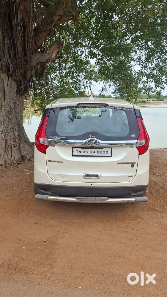 Mahindra Marazzo Diesel 2019