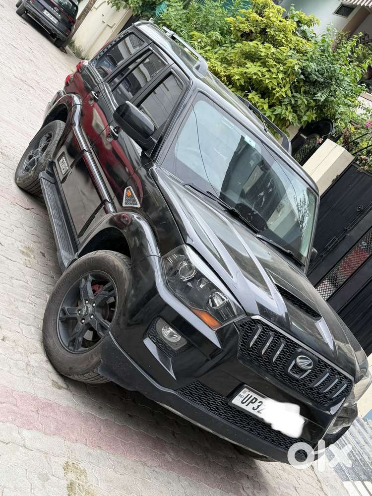 Mahindra Scorpio S10, 2015, Diesel