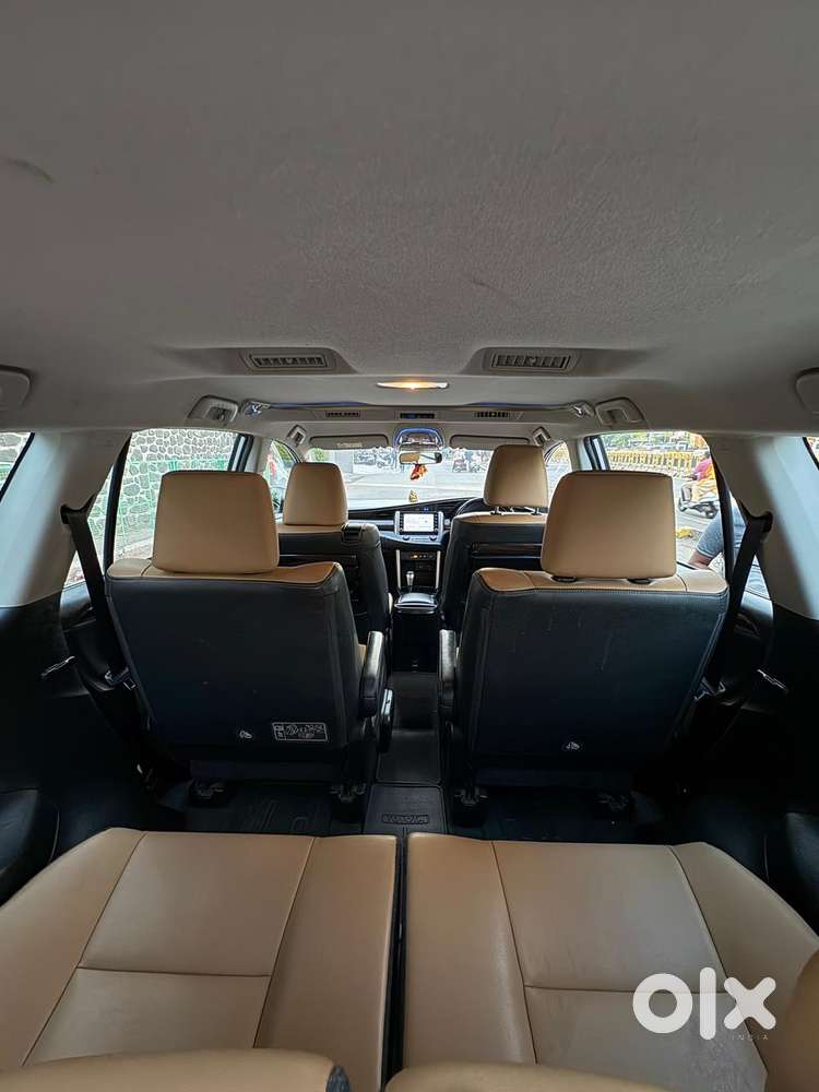 Toyota Innova Crysta [2020-ongoing] 2.4 Zx 7 Str, 2022, Diesel