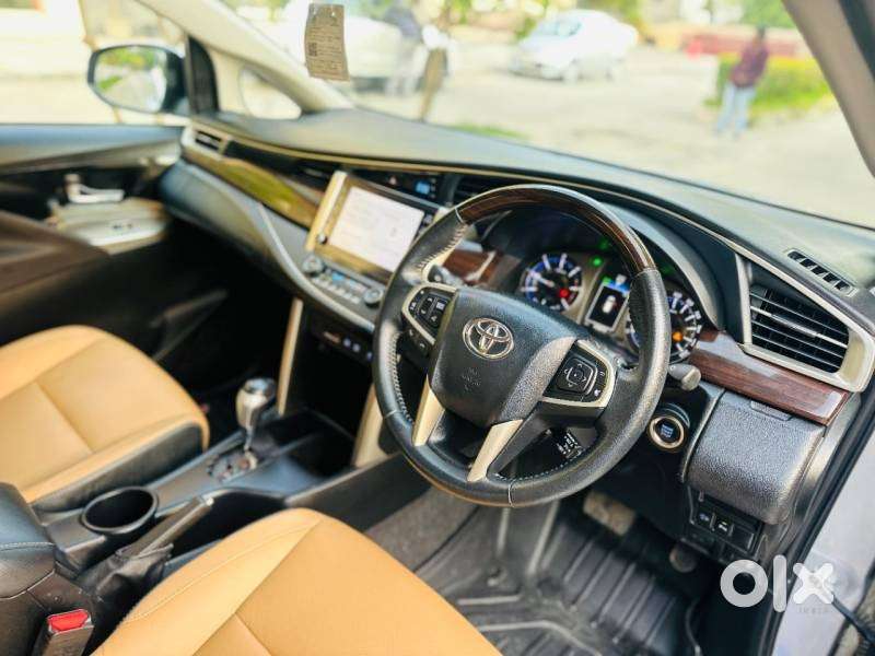 Toyota Innova Crysta Zx 2.4 Diesel 7 Seater, 2022, Diesel