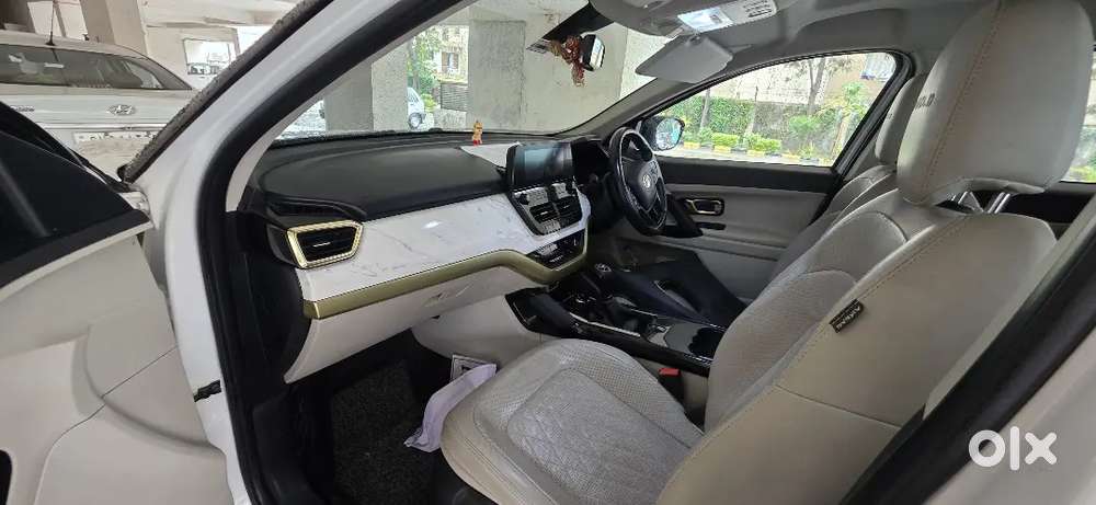 Tata Safari Gold Top Model  Xza Plus