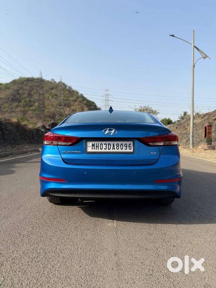 Hyundai Elantra, 2019, Petrol