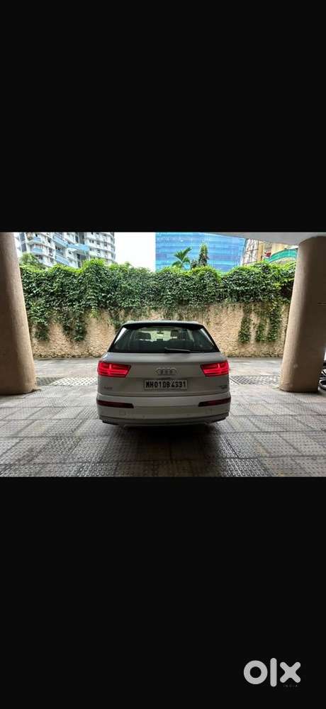 Audi Q7 2018 Register
