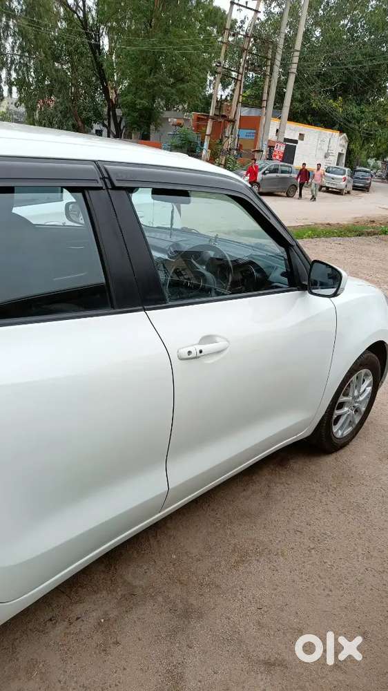 Maruti Swift Zxi 2023