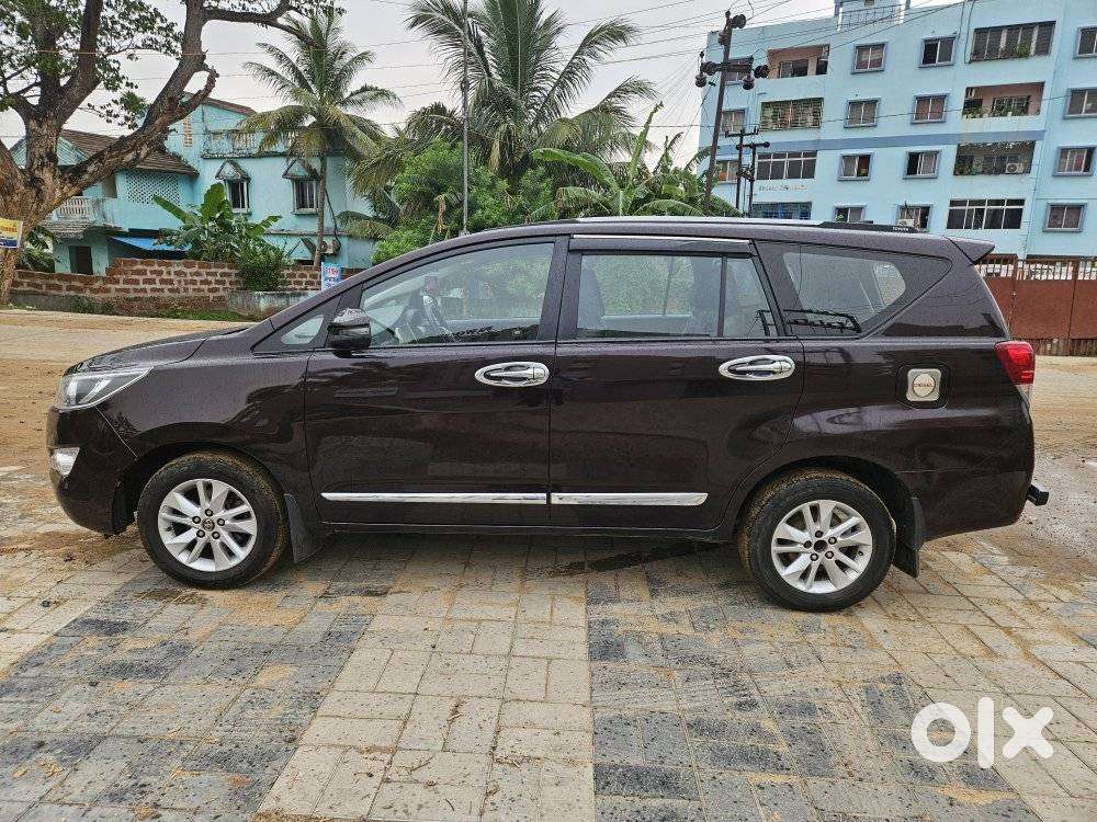 Toyota Innova Crysta 2.4 G Mt 7 Str, 2019, Diesel