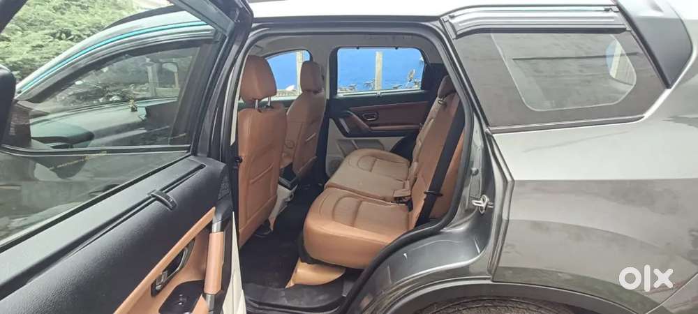 Tata Safari Adventure Plus At