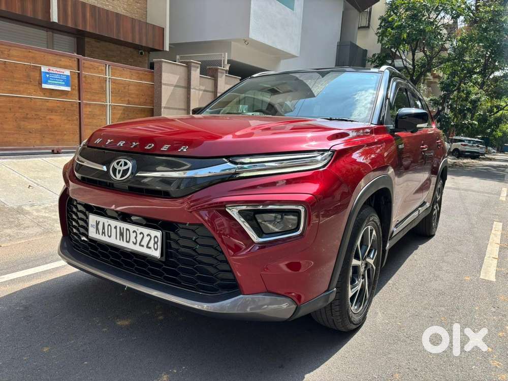 Toyota Urban Cruiser Hyryder 1.5 V Hybrid, 2024, Petrol