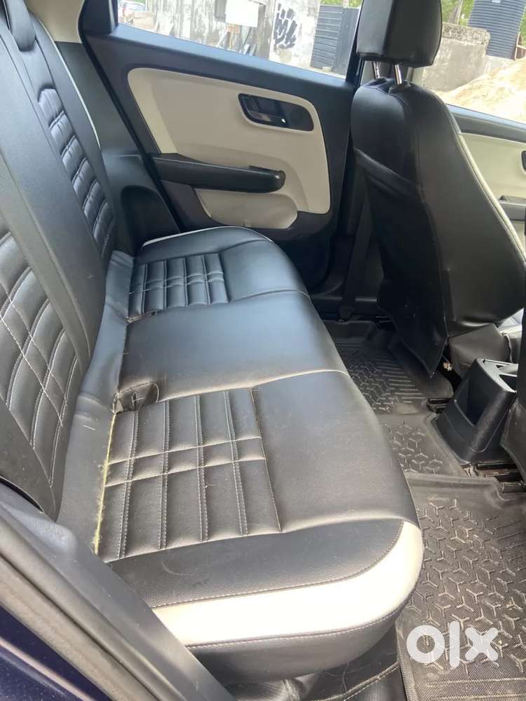 Tata Altroz Xm Plus Petrol, 2023, Petrol