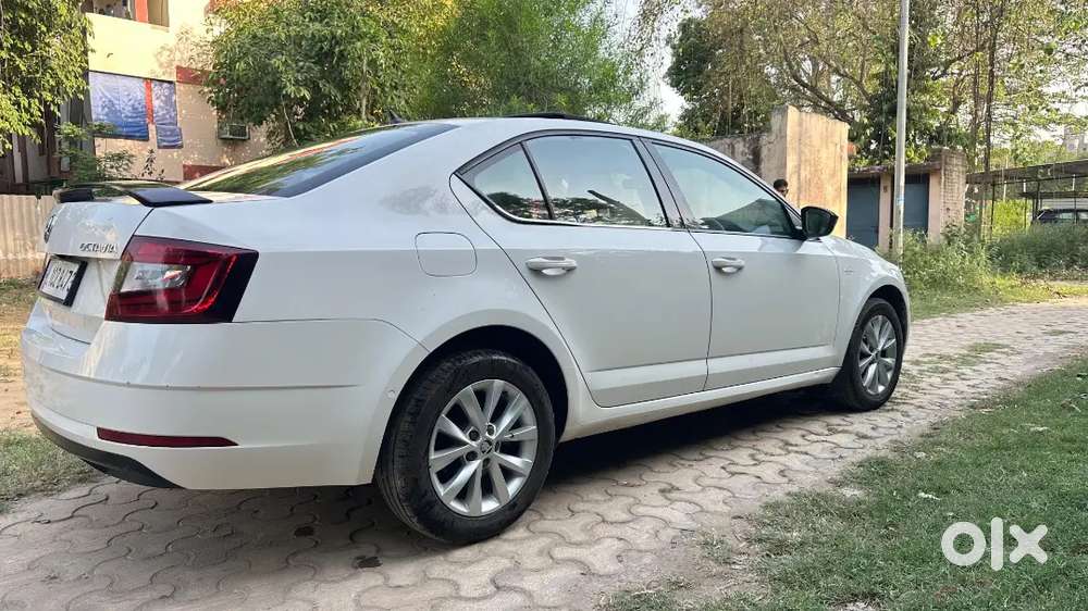 Skoda Octavia 2018 Petrol 102341 Km Driven