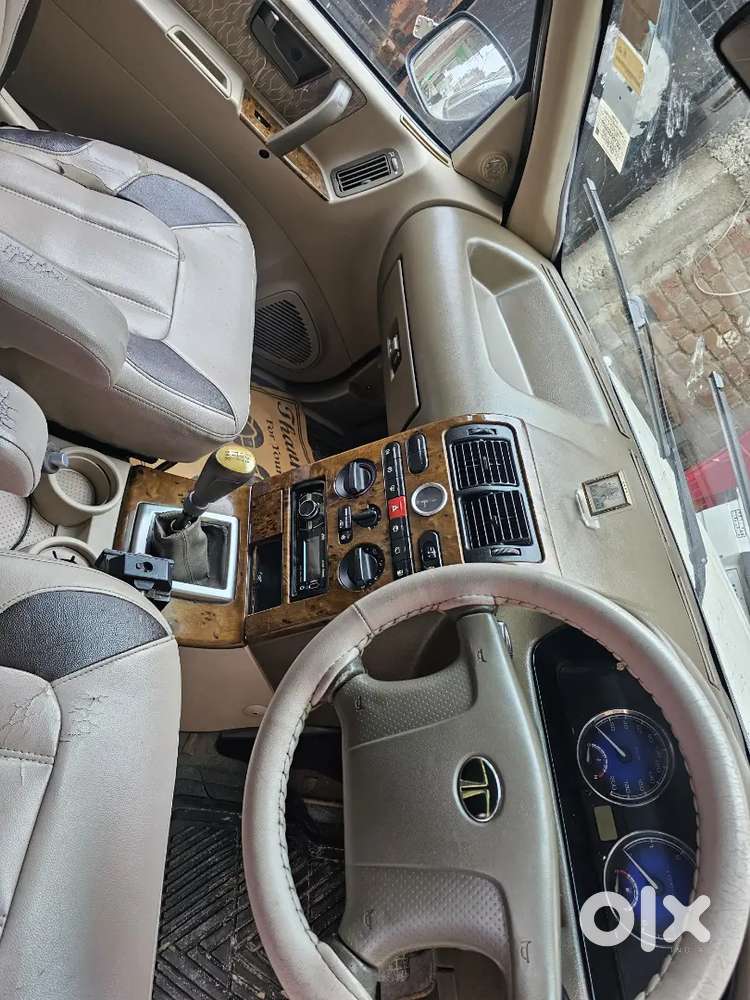 Tata Safari Dicor 2011