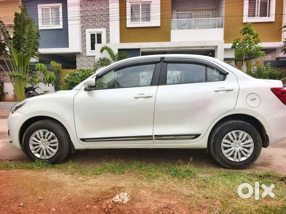 Maruti Suzuki Swift Dzire Vdi Bsiv, 2017, Diesel