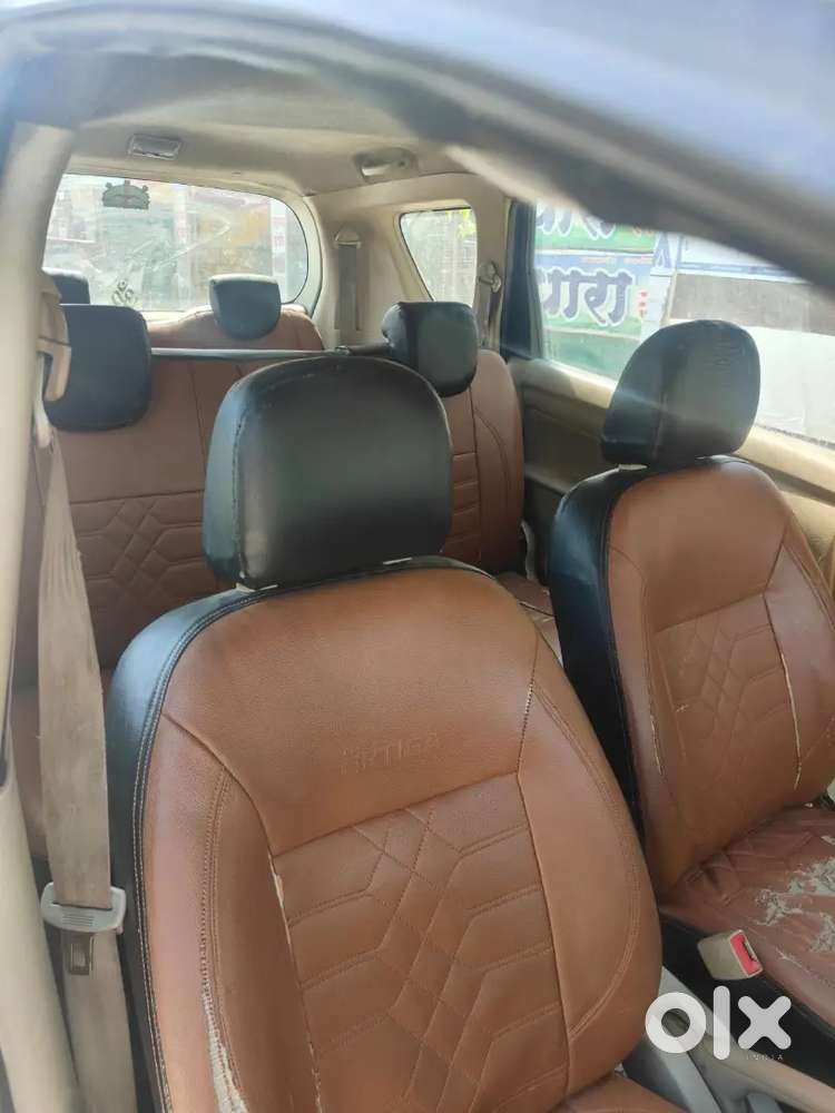 Maruti Suzuki Ertiga 2012