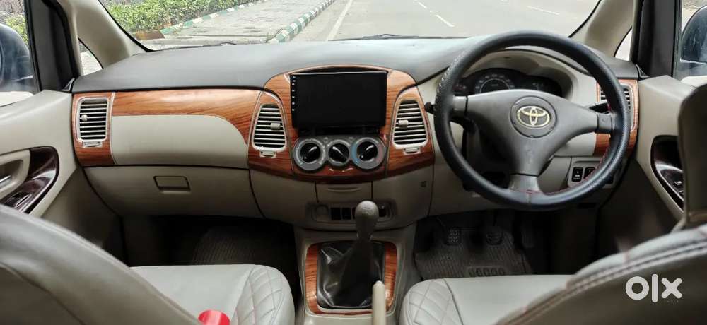 Toyota Innova 2.5 G 2011