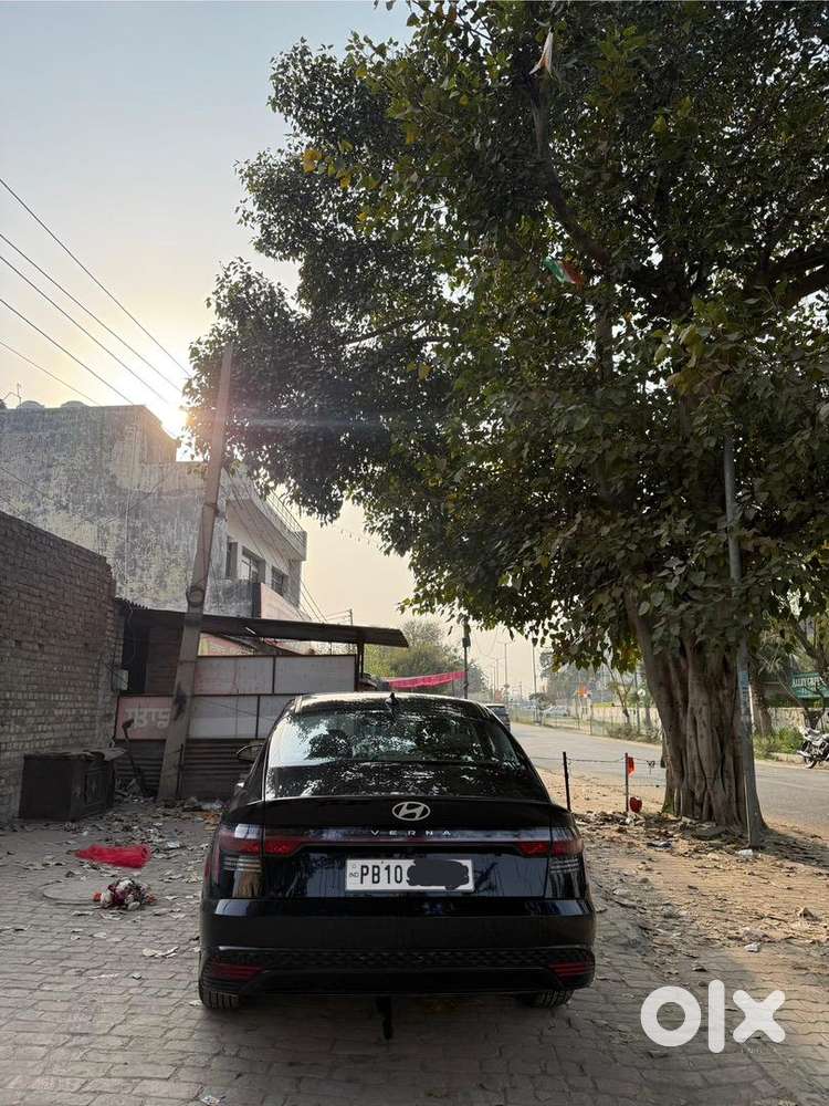 New Hyundai Verna 2024 Sx Ivt (automatic) 1st Owner 5/5 Condition