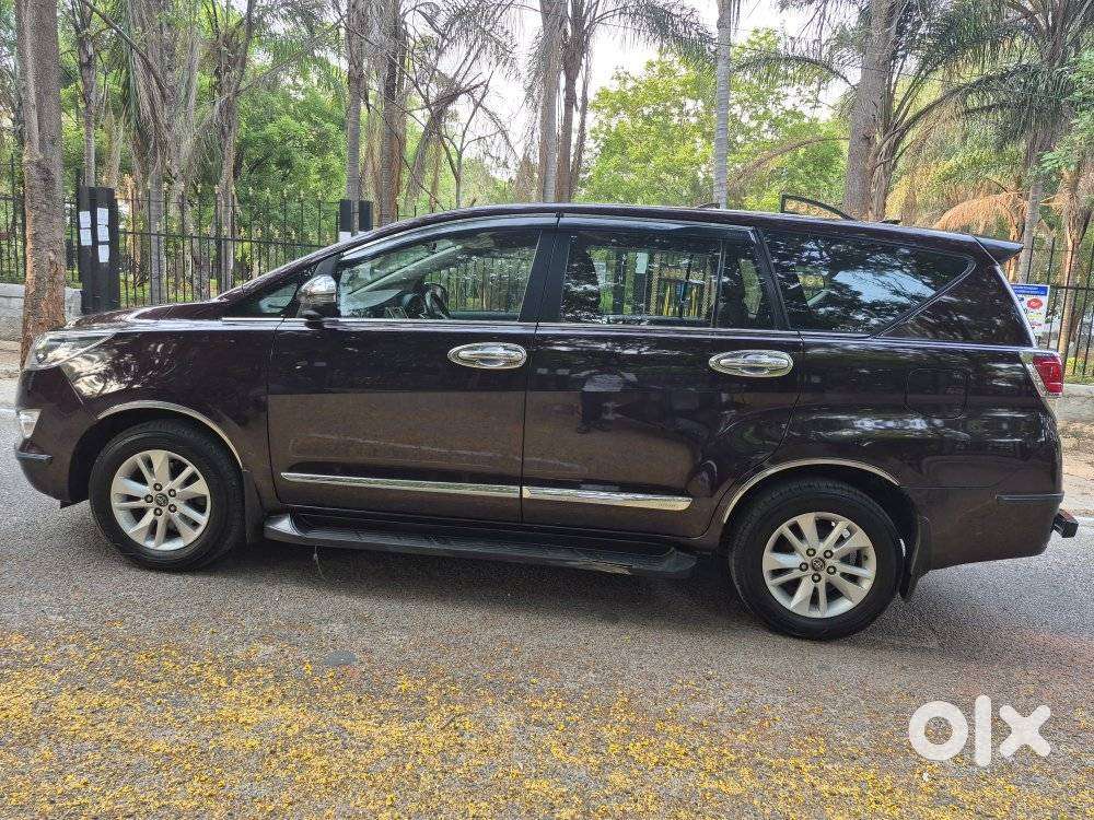 Toyota Innova Crysta 2.4 V 7 Str, 2018, Diesel