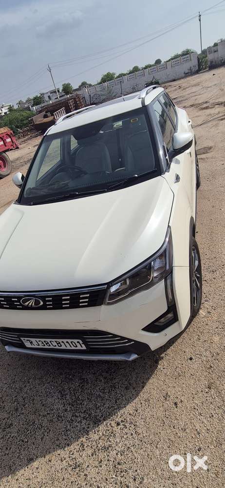 Mahindra Xuv300 2019 Diesel Well Maintained By Defence Officer