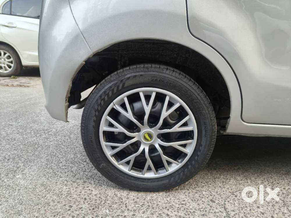Maruti Suzuki Alto K10 Vxi, 2016, Petrol