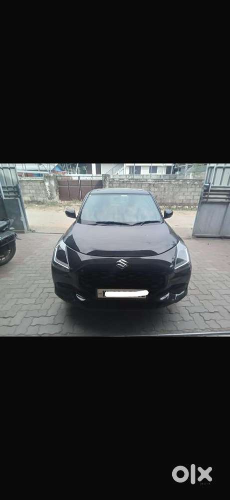 Maruti Suzuki Swift 2025 Petrol 5300 Km Driven