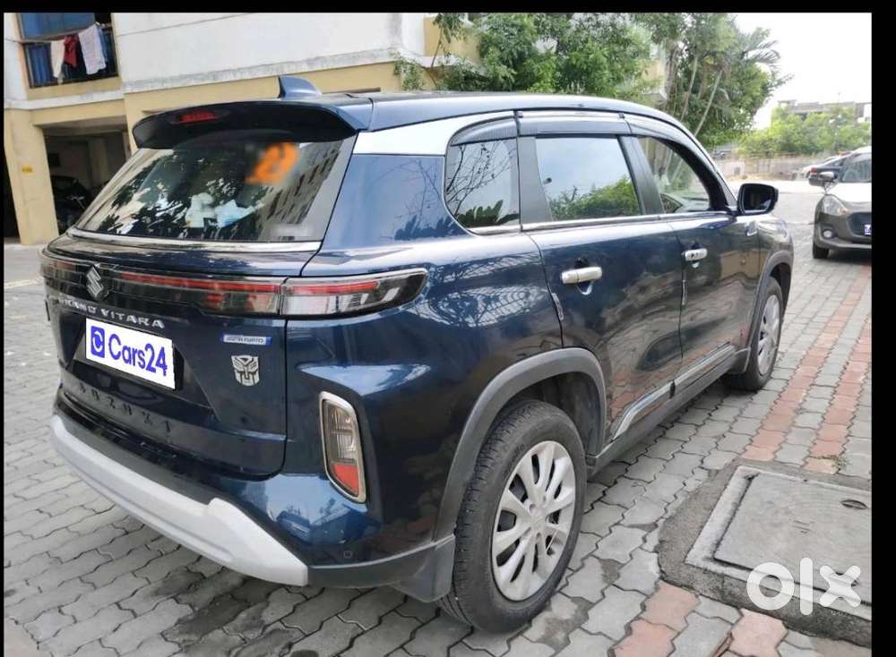 Maruti Suzuki Grand Vitara 2024 Petrol Well Maintained