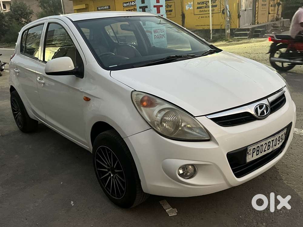 Hyundai I20 Sportz Diesel, 2011, Diesel