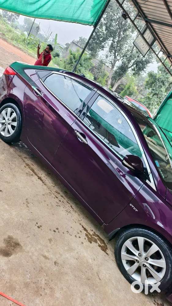 Hyundai Verna 1.6 Manual 2012