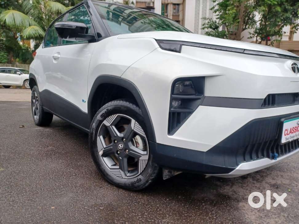 Tata Punch Ev Empowered Lr, 2025, Electric