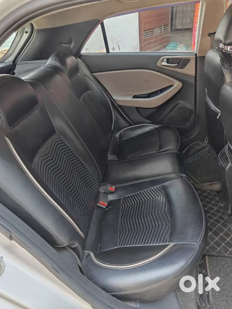 Hyundai I20 2015 Diesel 194000 Km Driven
