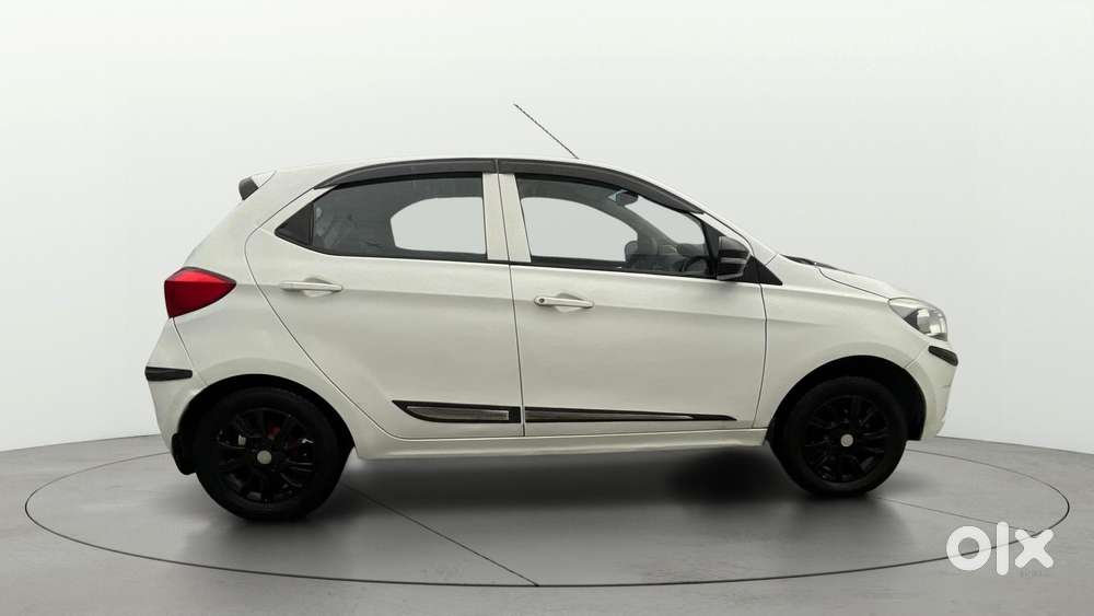 Tata Tiago 1.2 Revotron Xz, 2016, Cng & Hybrids