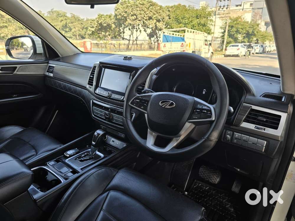 Mahindra Alturas G4 4x2 At, 2019, Diesel