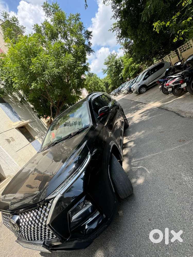 Mg Hector Plus Sharp Pro 1.5 Turbo Petrol Cvt 7 Str, 2024, Petrol