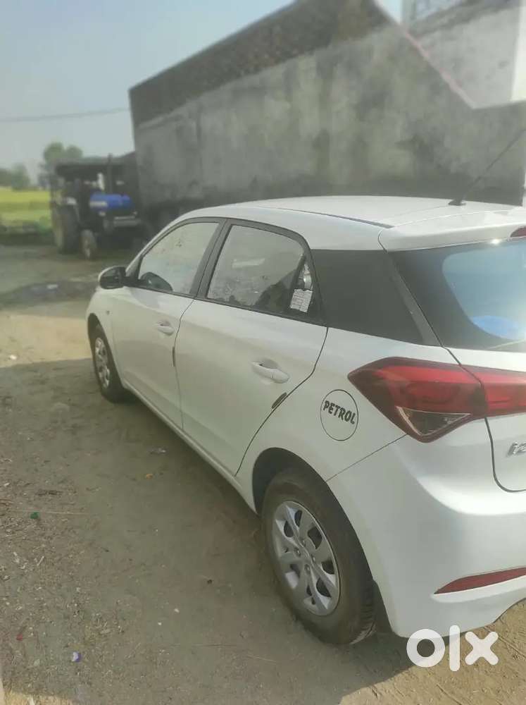 Hyundai I20 Magna 2015 Model