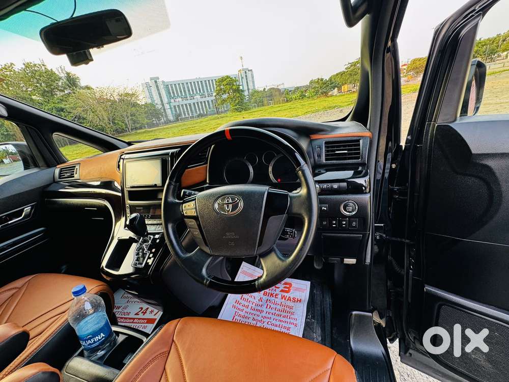 Toyota Alphard 3.0 V6, 2010, Petrol