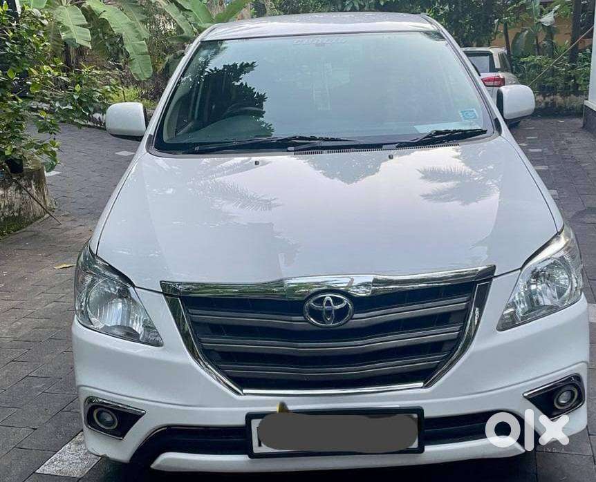 Toyota Innova 2015 Diesel 2-owner