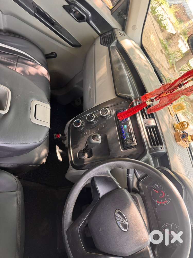 Mahindra Kuv 100 2017 Petrol Manual