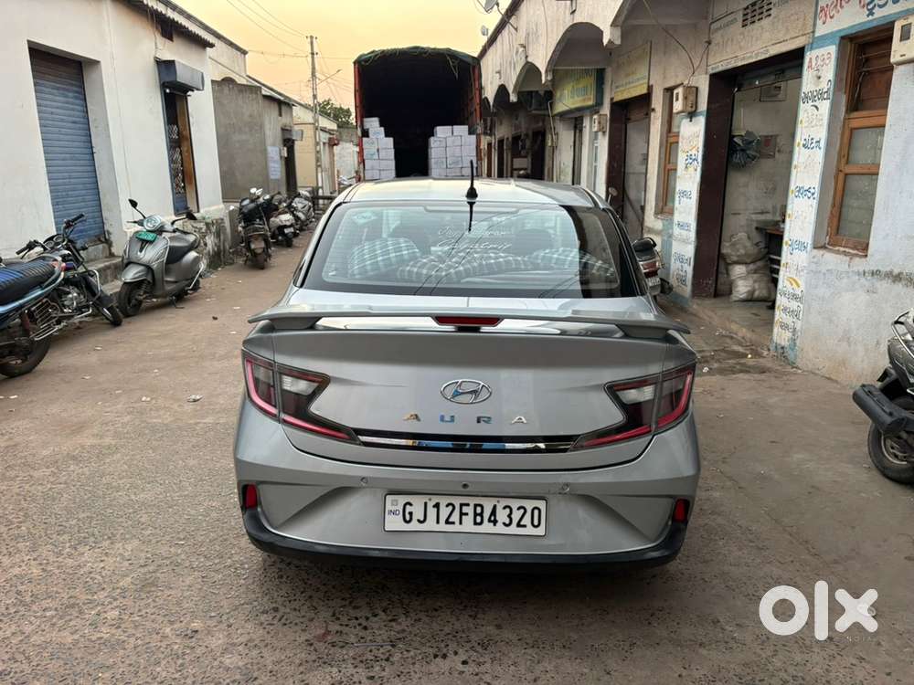 Hyundai Aura 2022 Cng