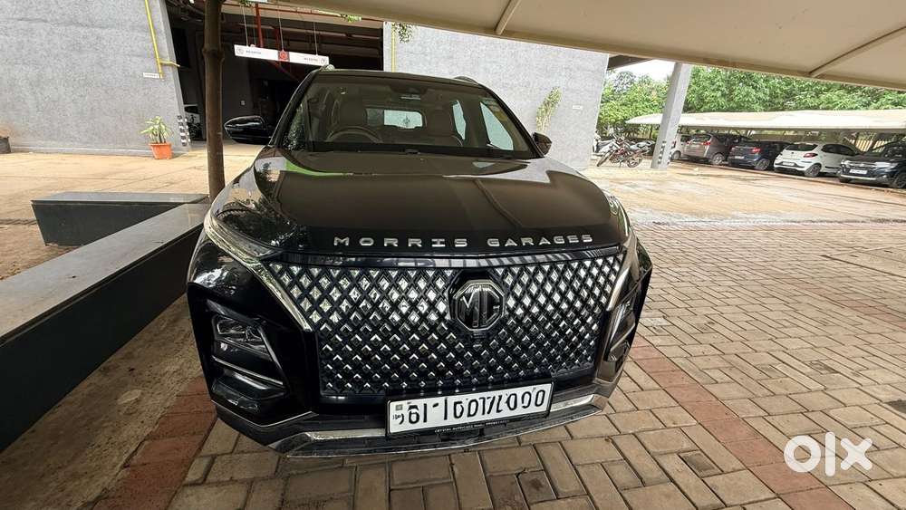 Mg Hector Plus Savvy Pro 1.5 Turbo Petrol Cvt 7 Str Dual Tone, 2023,..