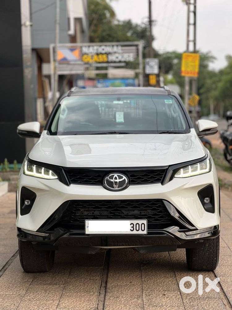 Toyota Fortuner Legender 4x4 At 2.8, 2021, Diesel