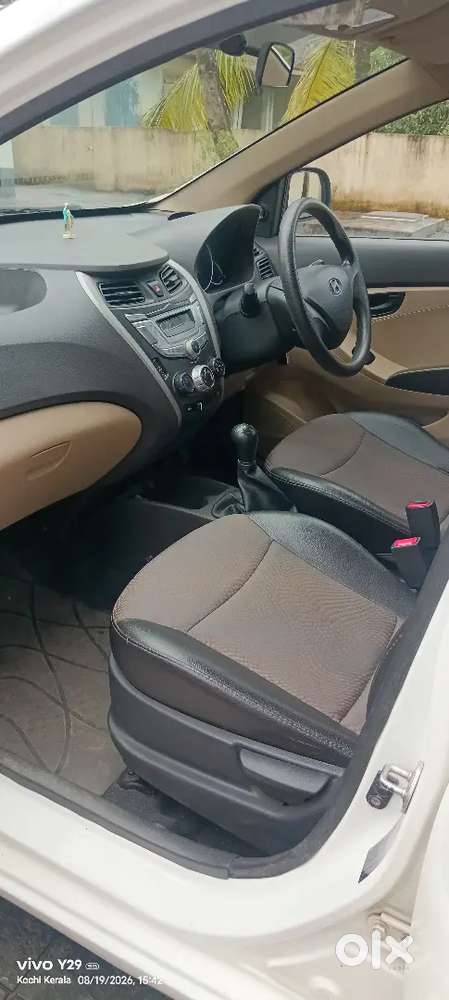 Hyundai Eon Magna 2015