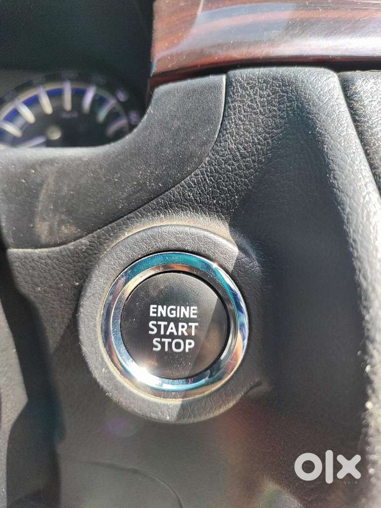 Toyota Innova Crysta 2.4 V 8 Str, 2020, Diesel