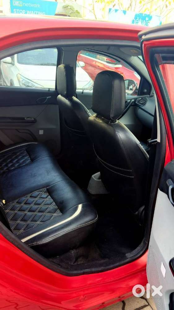 Tata Tiago, 2017, Petrol