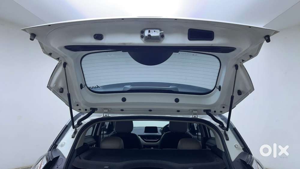 Tata Nexon 1.2 Revotron Xza Plus (o) Dual Tone, 2022, Petrol