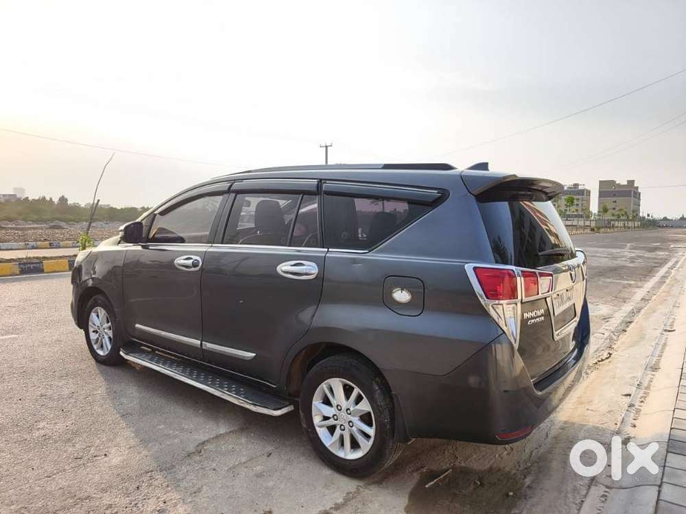 Toyota Innova Crysta 2.4 G Mt 8s, 2020, Diesel