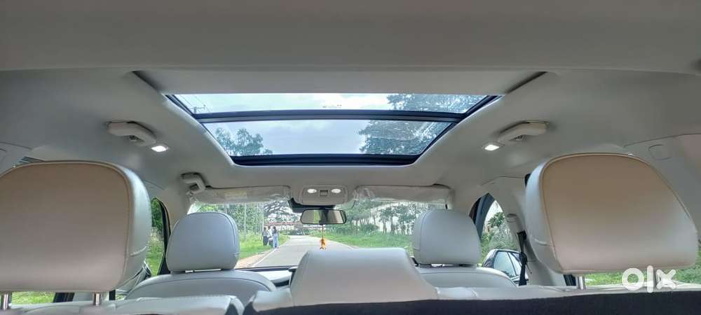 Mahindra Xuv700 2.2 Ax 7 Diesel Mt Str, 2025, Diesel